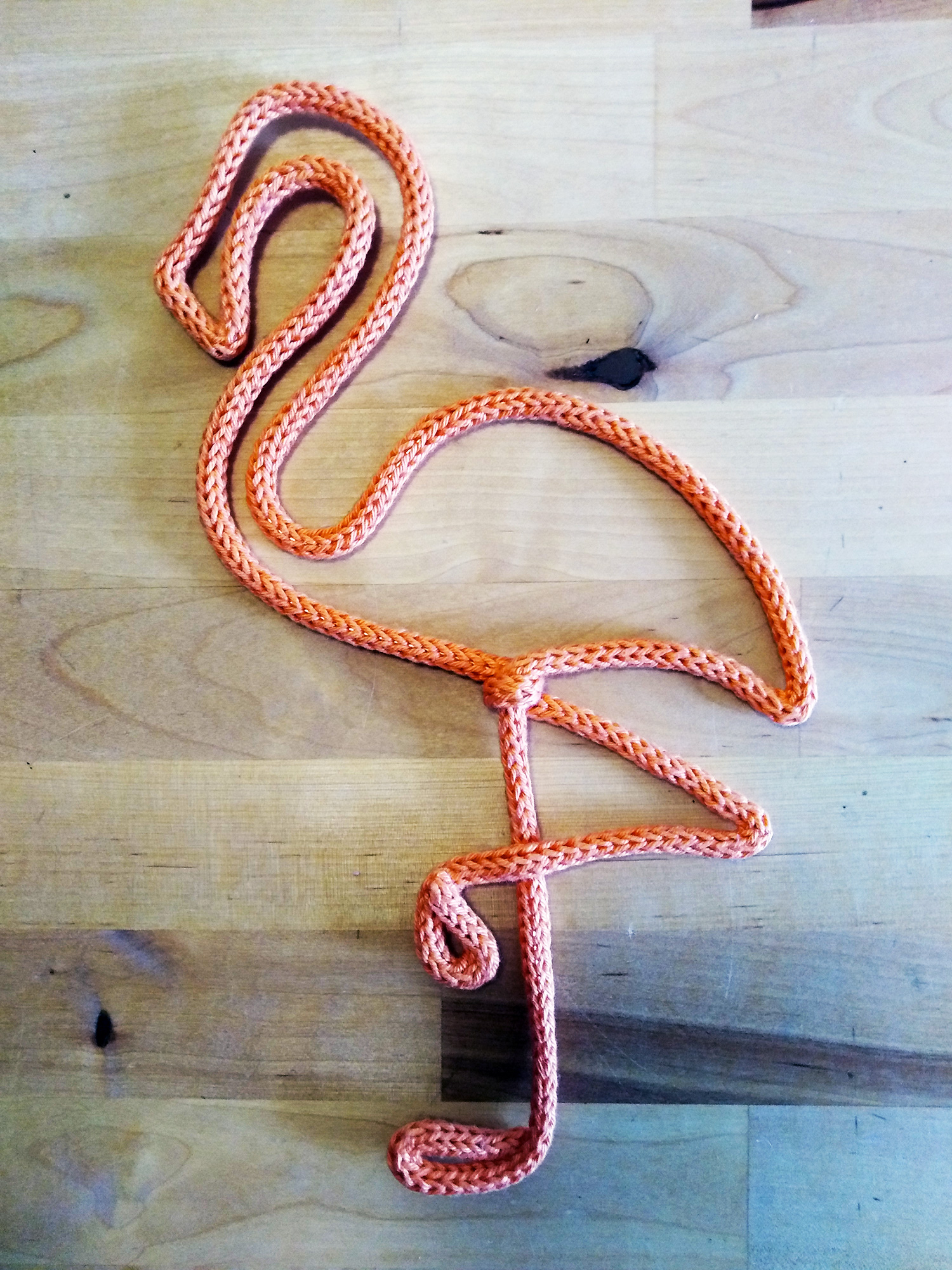 Flamant rose en tricotin